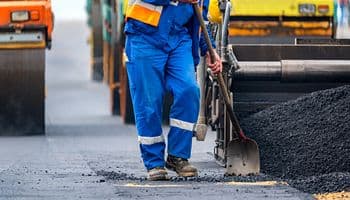 Selecting the Perfect Asphalt Compactor for Road Work
