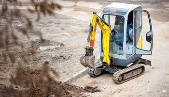 Pros and Cons of Mini Excavators for Small Contractors
