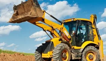 Quick Guide: Selecting the Right Backhoe Attachment