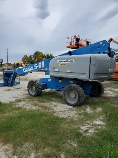 2013 Genie S-65 for sale