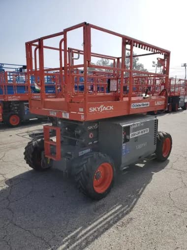 2018 Skyjack SJ6826RT-Rough-Terrain for sale